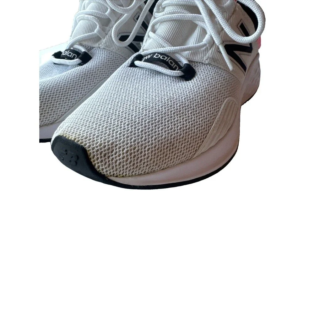 New Balance Fresh Foam Roav Women's Size 10 White Black Pink WROAVLW Excellent
